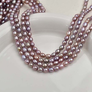 Perles d'eau douce naturelles blanches de 4-5 mm, semi-finies, en forme de riz, irrégulières, en gros, accessoire pour collier DIY - Product Image 3