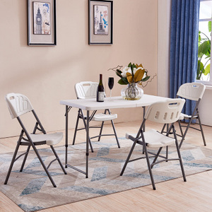 Table pliante en plastique et chaise pour l'événement de mariage - Product Image 1