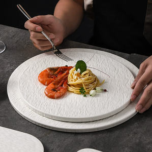 Juego de Platos de Cerámica Mate con Textura de Piedra Blanca, Estilo Bohemio |   Vajilla Ecológica y Duradera para Hoteles, Bodas y Restaurantes de Alta Gama, Venta al por Mayor - Product Image 6