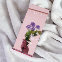 Base de Acrílico Color Oro Rosa para Menú, con Diseño de Mariposas Impresas en Blanco, para Bodas y Cenas