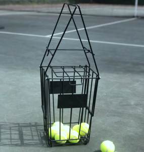 Tolva de carro de pelotas de tenis de acero portátil Equipo de almacenamiento y gestión de entrenamiento eficiente - Product Image 1