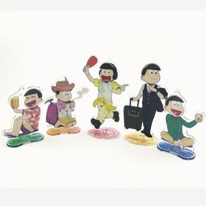 Supports en acrylique personnalisés avec logo, simple ou double face, pour personnages d'anime japonais - Product Image 5