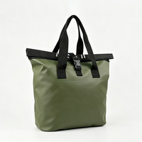 Sac fourre-tout étanche avec fermeture à velcro sécurisée, poignée de transport légère, idéal pour les trajets quotidiens, les voyages et les activités de plein air