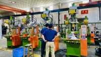 Chinesische Fabrik 35 Tonnen Vertikale Spritzgießmaschine Hydraulisches System Kosteneffektiv