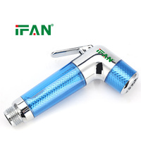 Tête de bidet partagée IFAN, couleur bleue, design hygiénique pour un seul utilisateur