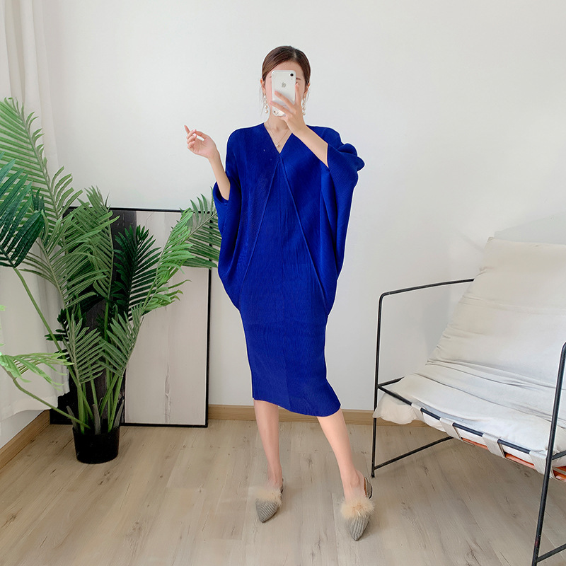 น้ำเงินเข้ม