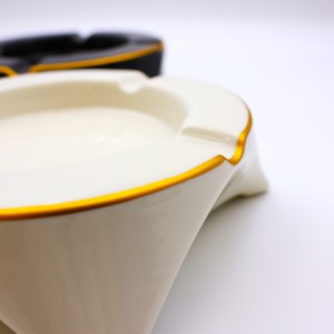 Cendrier de luxe classique en céramique grande taille avec logo personnalisé noir/blanc, sans fumée, pour hommes, voyage, intérieur/extérieur - Product Image 2