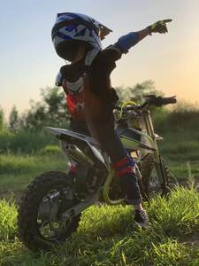 Motocicleta Todoterreno <span class=keywords><strong>Cuma</strong></span> K1 S3 K3 para Niños, Adolescentes y Principiantes, Motocicleta de Alta Competición para Acrobacias, Carreras en Montaña y Bosque, 60cc - Product Image 3