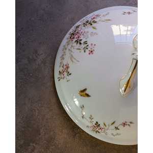 Soupière en porcelaine de Limoges blanche Daniele F. avec motif de fleurs de printemps, vaisselle - Product Image 4