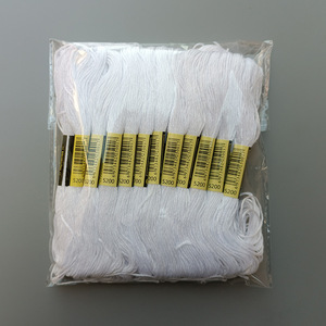 Hilo <span class=keywords><strong>de</strong></span> Bordar <span class=keywords><strong>de</strong></span> 6 Hebras y 8 m, Hilos <span class=keywords><strong>de</strong></span> Algodón Multicolores para <span class=keywords><strong>Punto</strong></span> <span class=keywords><strong>de</strong></span> <span class=keywords><strong>Cruz</strong></span>, para Proyectos <span class=keywords><strong>de</strong></span> Bordado a Mano - Product Image 1