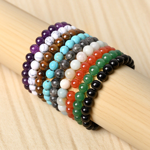 Bracelet en perles de cristal naturel personnalisé de haute qualité avec logo, bracelet en pierres précieuses avec cartes pour la décoration - Product Image 4