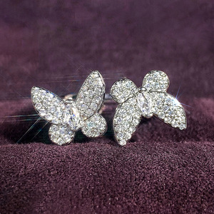 Elegante Anello Aperto Regolabile a Farfalla, Stile Coreano Minimalista, Gioielli da Donna alla Moda, per Uso Quotidiano, Regalo Chic - Product Image 6
