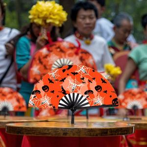 Elegantes Abanicos Plegables de Seda, Estilo Artístico Folclórico, Regalo de Boda, Material de Bambú con Diseño Pintado y Grabado, Nuevo, Personalizado, 33 cm - Product Image 4