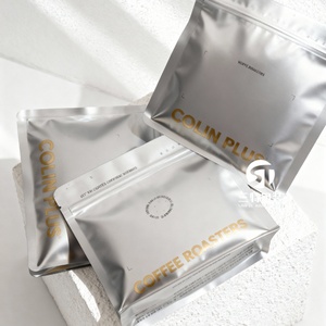 ถุงกาแฟแบบตั้งได้พิมพ์โลโก้ UV แบบกำหนดเอง ก้นแบน พร้อมวาล์วไล่อากาศและซิปล็อค - Product Image 5