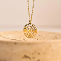 Collier pendentif cercle magique Hécate, plaqué or 18 carats, acier inoxydable, cadeau d'anniversaire pour elle