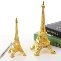 Modèle de la Tour Eiffel dorée pour l'expédition transfrontalière, pièce de présentation créative électroplaquée, artisanat métallique de style européen