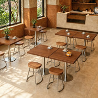 Ensemble de table et chaises de restaurant vintage en bois massif et acier inoxydable pour bar à grillades, snack-bar et café