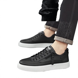 Zapatillas deportivas de malla transpirables para hombre, con aumento de altura, estilo casual y versátil, con cordones, de PU y PVC, a la última moda. - Product Image 3