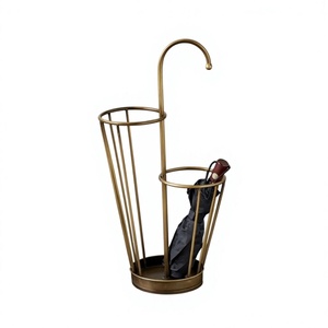 Porte-parapluie en laiton antique avec design cannelé pour entrée de maison, support décoratif de style vintage, structure en cadre - Product Image 1