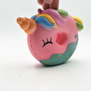 <span class=keywords><strong>Unicornio</strong></span> Donut forma PU espuma estrés bola suave Squishy juguete para regalo para niños y niñas <span class=keywords><strong>de</strong></span> 5 a 7 años directo <span class=keywords><strong>de</strong></span> fábrica - Product Image 1