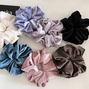 Coletero Grande de Terciopelo para Bebé, Estilo Holgado y Versátil, Color Sólido Francés, de Alta Gama, Hecho a Mano, Moderno, para el Cabello - Product Image 3