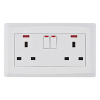 Prises et interrupteurs électriques domestiques standard britanniques 13A 250V 2 gang 86*146mm, prises doubles électriques