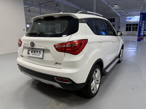 Carro Usado Modelo 2017 1.6L Manual Versão Luxo Changan CS35 - Product Image 4
