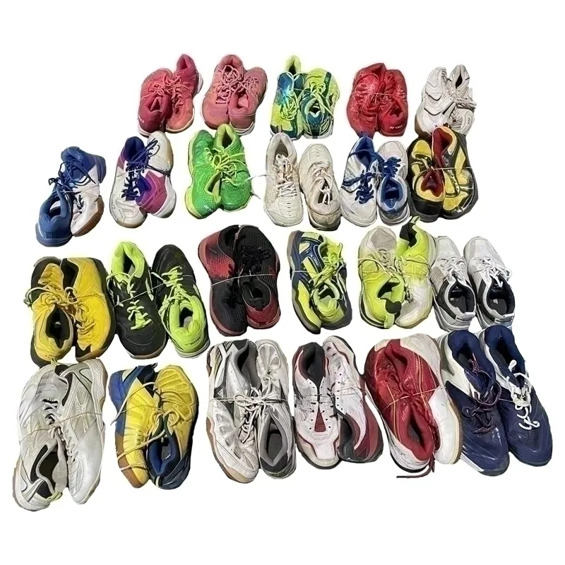 Chaussures de sport pour femme et homme, chaussures de sport pour enfant, vente en gros, importé à dubaï