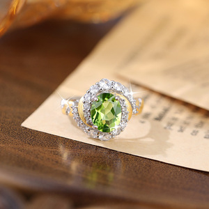 Anillo vintage de plata 925 chapado en oro, cepillado, bicolor, con piedra de cristal natural de corte ovalado de 7*9 mm, joyería llamativa para mujer. - Product Image 5