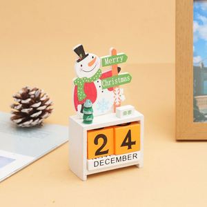 Calendrier de l'Avent en bois personnalisé pour enfants - Décoration de bureau et cadeau de Noël avec Père Noël et sapin - Product Image 4