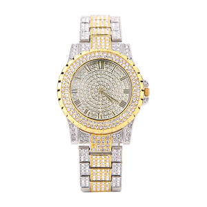 2023 tendance or Rose Sport trois yeux montre de sport pour hommes Blingbling plein diamant chiffres romains Couple montre à Quartz - Product Image 5