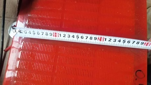 610mm*305mm*45,5mm Polyurethan-Vibrationssiebgewebe Sandsieb-Platte zur Entwässerung für Erz- und Sandsiebung - Product Image 3