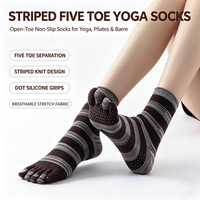Chaussettes de yoga à cinq doigts rayées personnalisées pour femmes, design unique des orteils imprimés, antidérapantes avec points en silicone, chaussettes de pilates et de barre.