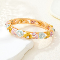 Bracelet en émail sculpté style chinois, incrusté de pierres précieuses ajourées, idéal pour les banquets et les cadeaux de fêtes - Meilleure vente