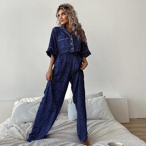 Modischer und Lässiger Sommer-Pyjama mit Kurzen Ärmeln, Damen-Schlafanzug-Set - Product Image 1