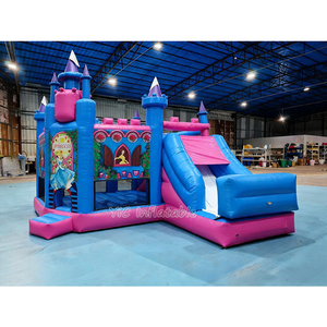 Château gonflable rose Princesse avec toboggan aquatique pour la location commerciale d'événements - Product Image 2