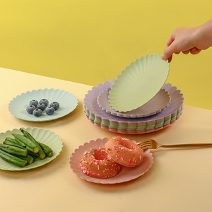 Assiette à dessert en plastique, petite, ronde, colorée, pour collations et desserts, usage domestique - Product Image 1