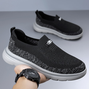 Chaussures décontractées pour hommes à enfiler, avec empeigne en maille respirante, semelle EVA, talon plat, pour le quotidien et la marche - Product Image 4