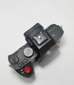 Appareil photo A7M2 d'occasion — 24,3 MP plein format + stabilisation d'image 5 axes, excellent état, entièrement fonctionnel, le choix idéal pour les débutants en plein format ! - Product Image 3