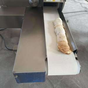 Máquina Cortadora de Carne Cocida Automática CE de Alta Eficiencia con Cinta Transportadora para Fábricas de Jamón, Pollo y Carne de Res - Product Image 2