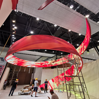 Mur vidéo incurvé personnalisé haute définition à fréquence de rafraîchissement élevée, module flexible souple, écran LED flexible pour affichage publicitaire intérieur