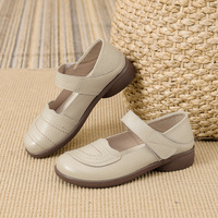 Chaussures Mary Jane pour femmes en cuir de vachette véritable de première qualité 2026, semelle extérieure en PU, chaussures de marche décontractées pour mamans âgées, support OEM ODM, vente en gros