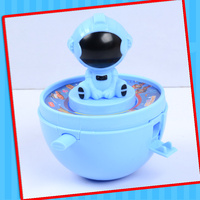 Mainan baru untuk anak-anak murah Cina mainan permen produk paling populer mainan promosi ruang Robot mesin permen telur