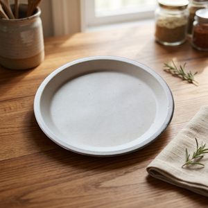 Assiette Ronde Premium Écologique en Bagasse de 7 Pouces – Vaisselle Biodégradable Jetable en Fibre de Canne à Sucre pour Cafétérias et Événements - Product Image 1