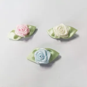 Gordon-Bänder Großhandel handgemachte kleine Rose-Satin-Bandblumen für Hochzeitsdekoration Handwerk-Nähzubehör