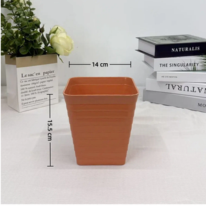 Ventes en gros de petits pots à fleurs miniatures, pots de pépinière carrés en plastique colorés pour le jardinage et l'aménagement paysager - Product Image 5