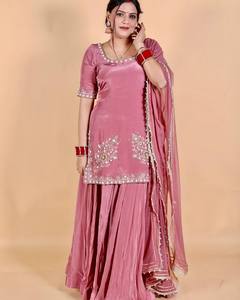 Ensemble de dupatta pour femmes, style traditionnel, pour les fêtes, avec un travail de broderie lourd et naturel, séquence de broderie, haut fantaisie, sharara, livraison rapide - Product Image 1