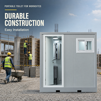 Unité de toilettes préfabriquée portable à double compartiment avec portes verrouillables, éclairage et lavabo