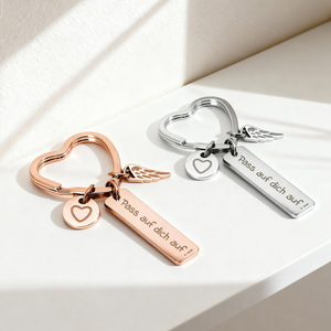 개인화 된 대량 맞춤형 3D 만화 애니메이션 열쇠 고리 로고 럭셔리 사용자 정의 귀여운 돌고래 모양 Pu 가방 가죽 열쇠 고리 - Product Image 2