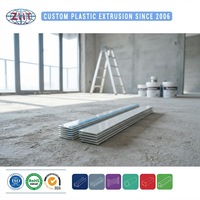 Extrusion de plastique PVC sur mesure pour rail de rideau de plafond simple ou double et guide de volet roulant
